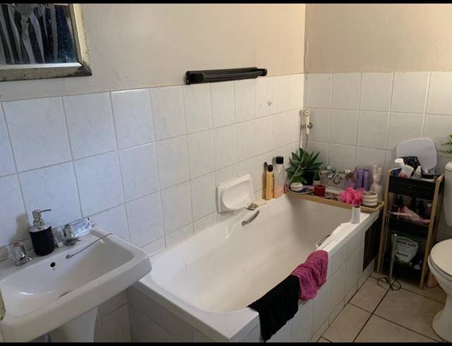 2 BEDROOM APARTMENT FOR SALE IN VAALPARK